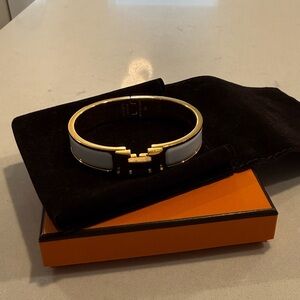 Hermes White  Clic H Bracelet (2019)